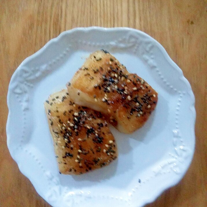 かりかりごまのバター餅